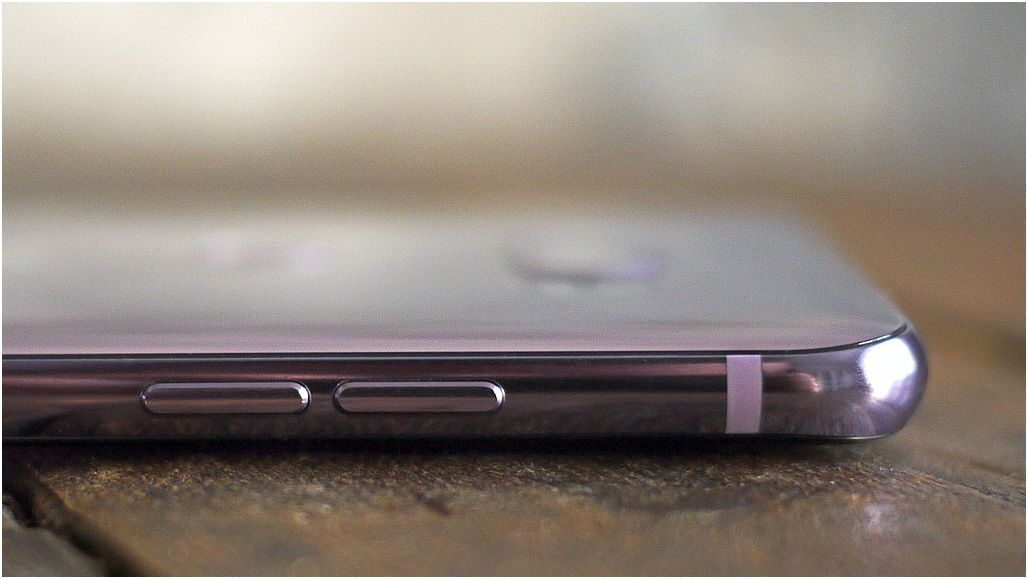 Обзор смартфона LG V30+: флагманская красота, неслыханное благозвучие (обзор, смартфона, флагманский, красота) Обзор смартфона LG V30+: флагманская красота, неслыханное благозвучие