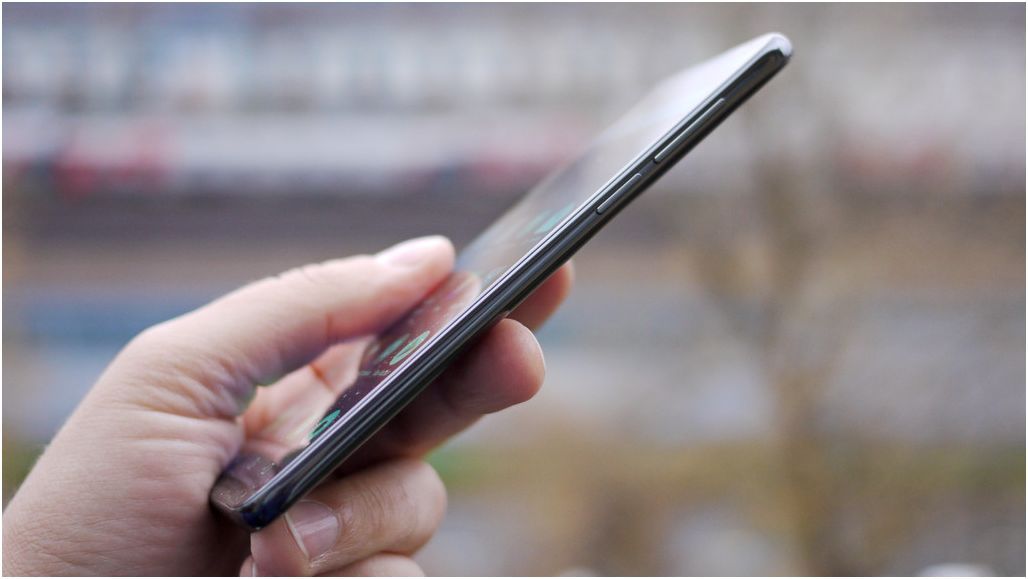 Обзор смартфона Meizu 16th: флагман с суффиксом