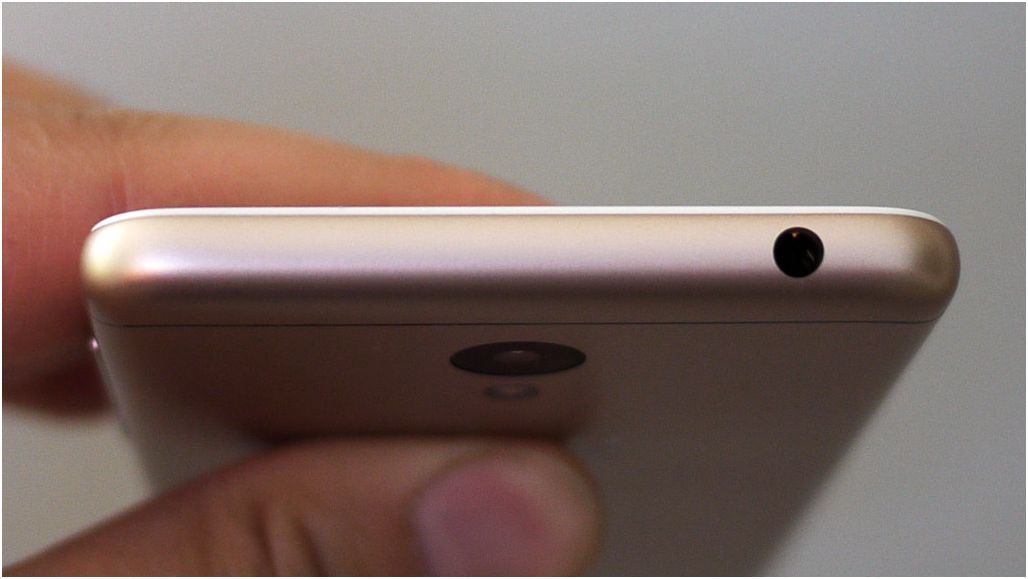 Обзор смартфона Meizu M6: на смену бестселлеру