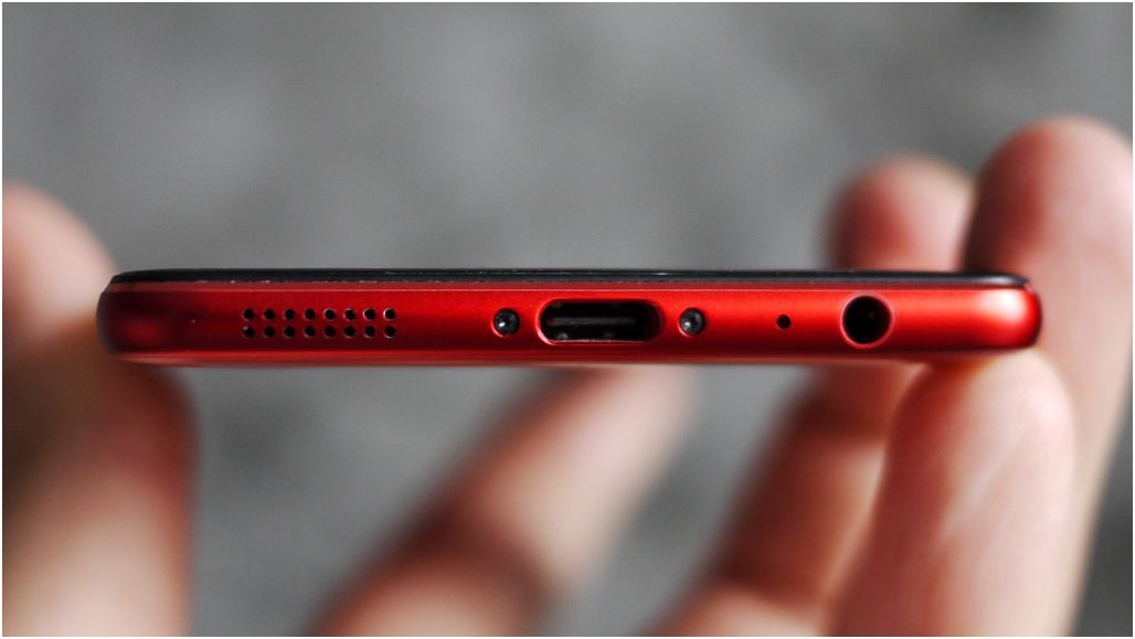 Обзор смартфона Meizu Pro 7: два "глаза", два экрана (обзор, смартфона, meizu, глаз) Обзор смартфона Meizu Pro 7: два "глаза", два экрана