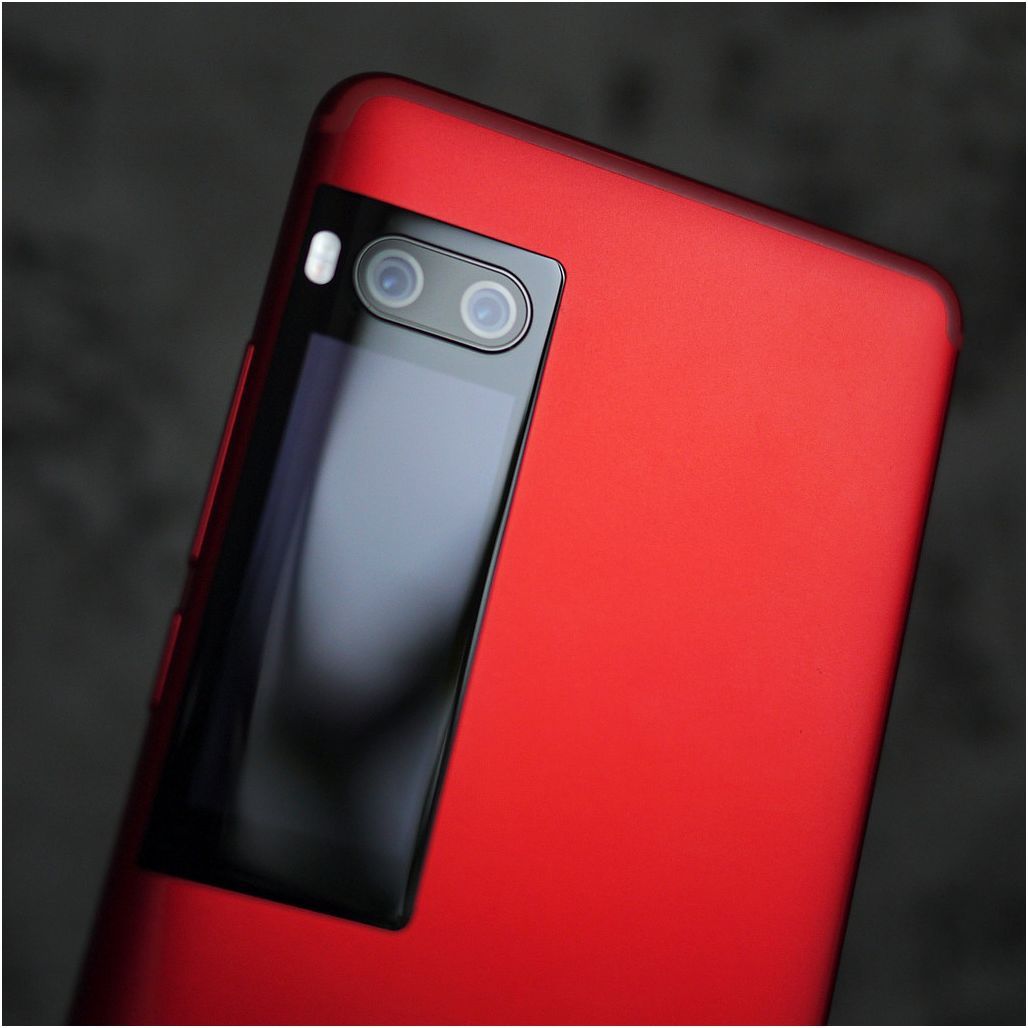 Обзор смартфона Meizu Pro 7: два "глаза", два экрана (обзор, смартфона, meizu, глаз) Обзор смартфона Meizu Pro 7: два "глаза", два экрана