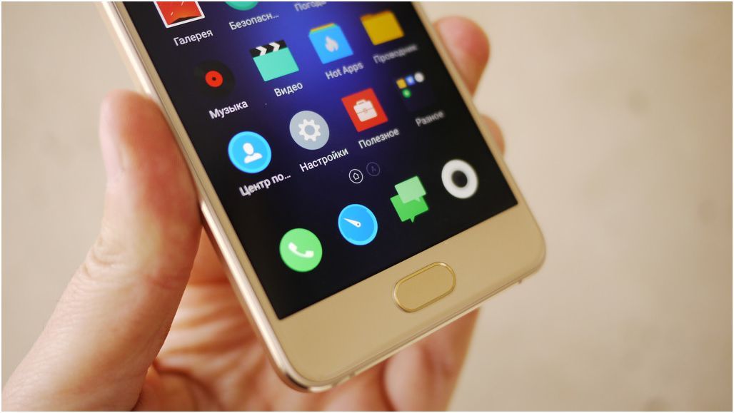 Обзор смартфона Meizu U10: стекло возвращается