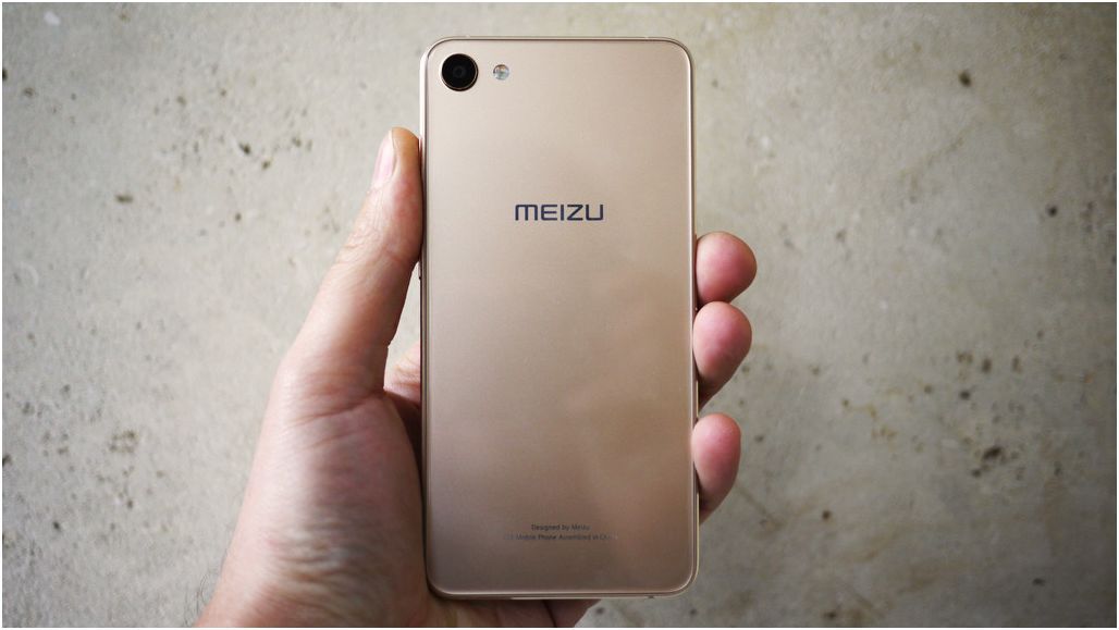 Обзор смартфона Meizu U10: стекло возвращается