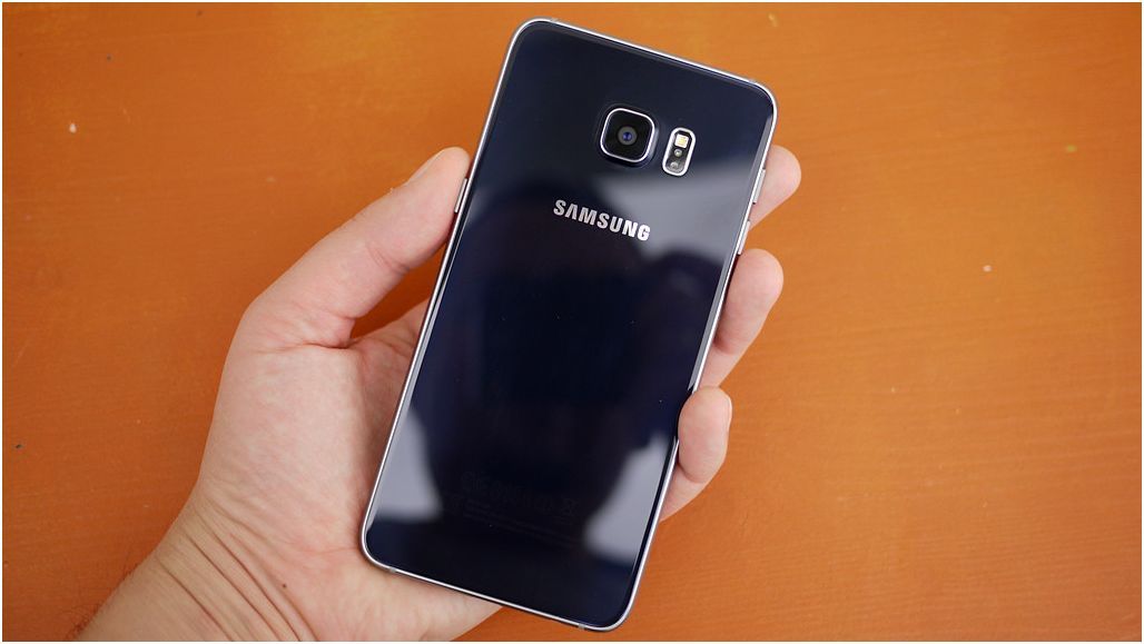 Обзор смартфона Samsung Galaxy S6 Edge+: большой изгиб (обзор, смартфона, samsung, galaxy, edge) Обзор смартфона Samsung Galaxy S6 Edge+: большой изгиб