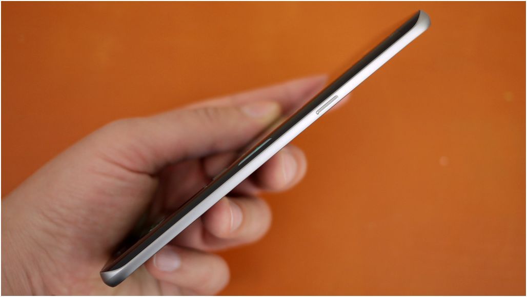Обзор смартфона Samsung Galaxy S6 Edge+: большой изгиб (обзор, смартфона, samsung, galaxy, edge) Обзор смартфона Samsung Galaxy S6 Edge+: большой изгиб