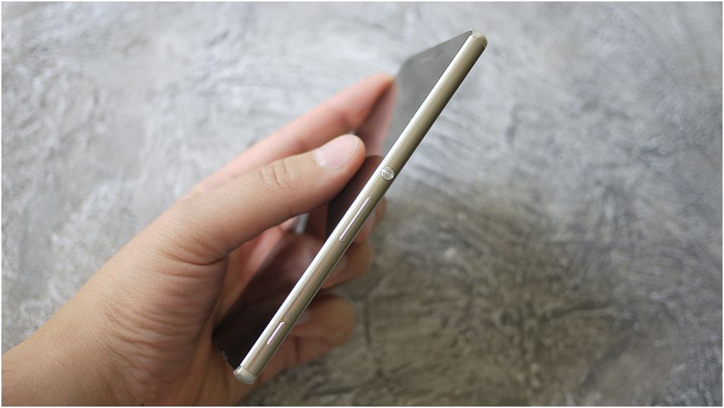 Обзор смартфона Sony Xperia Z3+: промежуточный флагман (обзор, смартфона, sony, xperia, промежуточный) Обзор смартфона Sony Xperia Z3+: промежуточный флагман