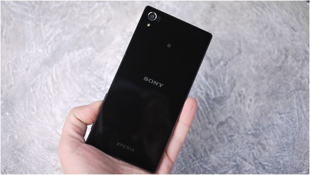 Обзор смартфона Sony Xperia Z5 Premium: сумма технологии