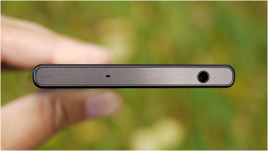 Обзор смартфона Sony Xperia XZ: флагман по-японски