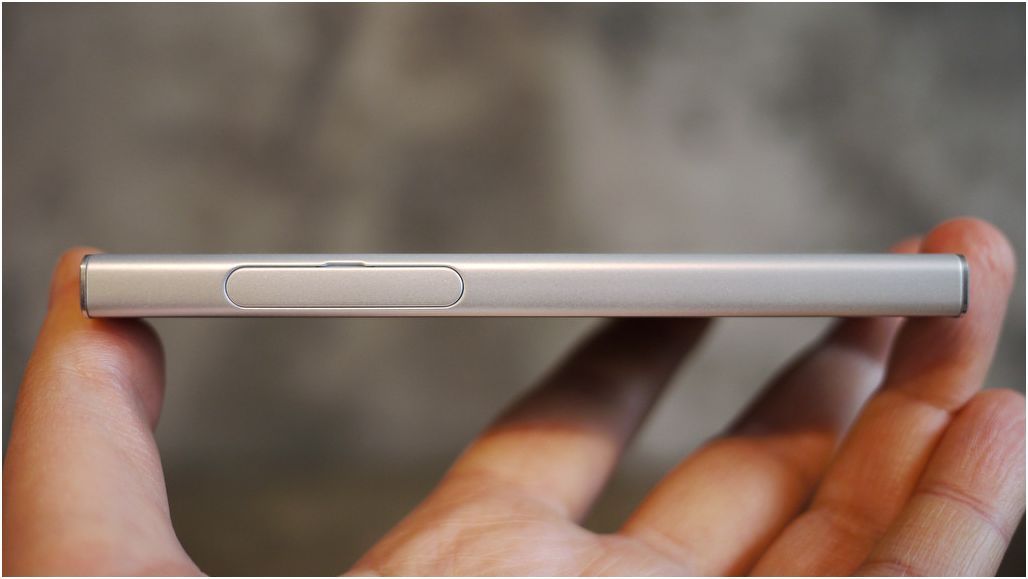 Обзор смартфона Sony Xperia XZ1 Compact: компактный крепыш (обзор, смартфона, sony, xperia) Обзор смартфона Sony Xperia XZ1 Compact: компактный крепыш