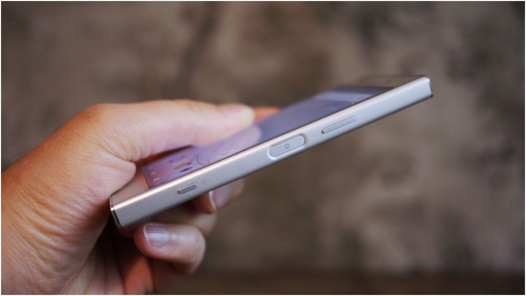 Обзор смартфона Sony Xperia XZ1 Compact: компактный крепыш (обзор, смартфона, sony, xperia) Обзор смартфона Sony Xperia XZ1 Compact: компактный крепыш