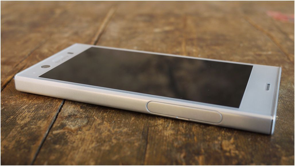 Обзор смартфона Sony Xperia XZ1 Compact: компактный крепыш (обзор, смартфона, sony, xperia) Обзор смартфона Sony Xperia XZ1 Compact: компактный крепыш