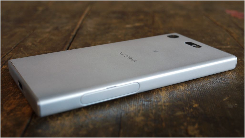Обзор смартфона Sony Xperia XZ1 Compact: компактный крепыш (обзор, смартфона, sony, xperia) Обзор смартфона Sony Xperia XZ1 Compact: компактный крепыш
