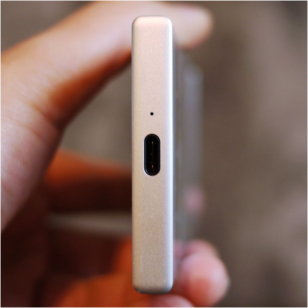 Обзор смартфона Sony Xperia XZ1 Compact: компактный крепыш (обзор, смартфона, sony, xperia) Обзор смартфона Sony Xperia XZ1 Compact: компактный крепыш