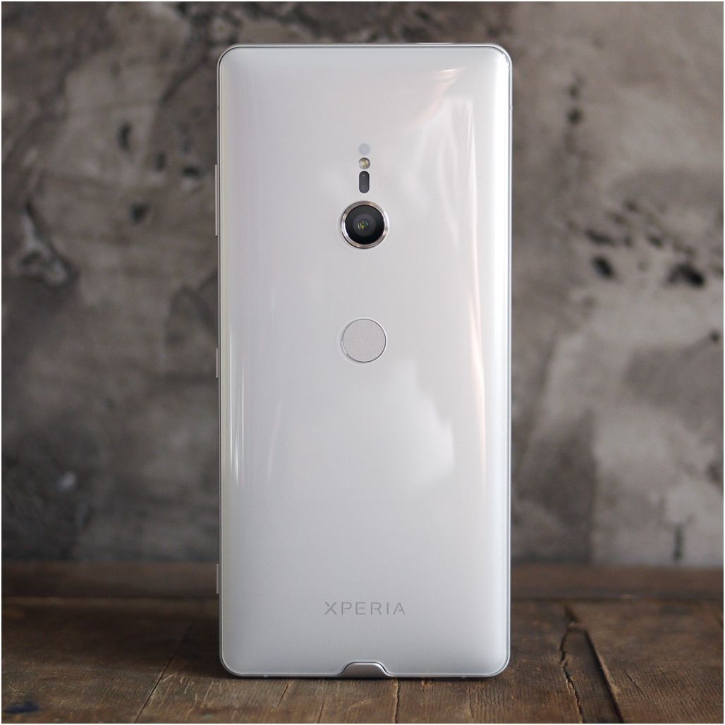 Обзор смартфона Sony Xperia XZ3: OLED в чувствительных рамках (обзор, смартфона, sony, xperia) Обзор смартфона Sony Xperia XZ3: OLED в чувствительных рамках