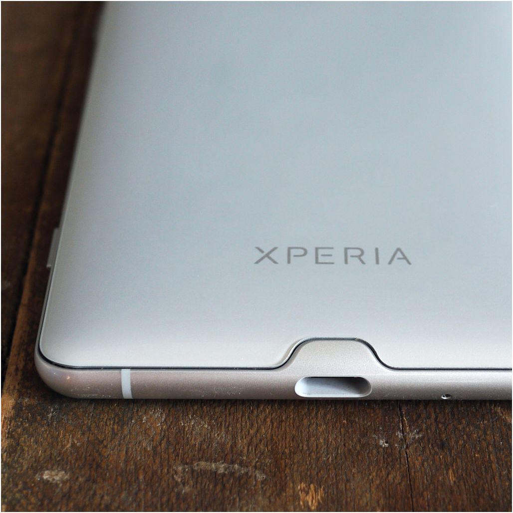 Обзор смартфона Sony Xperia XZ3: OLED в чувствительных рамках (обзор, смартфона, sony, xperia) Обзор смартфона Sony Xperia XZ3: OLED в чувствительных рамках