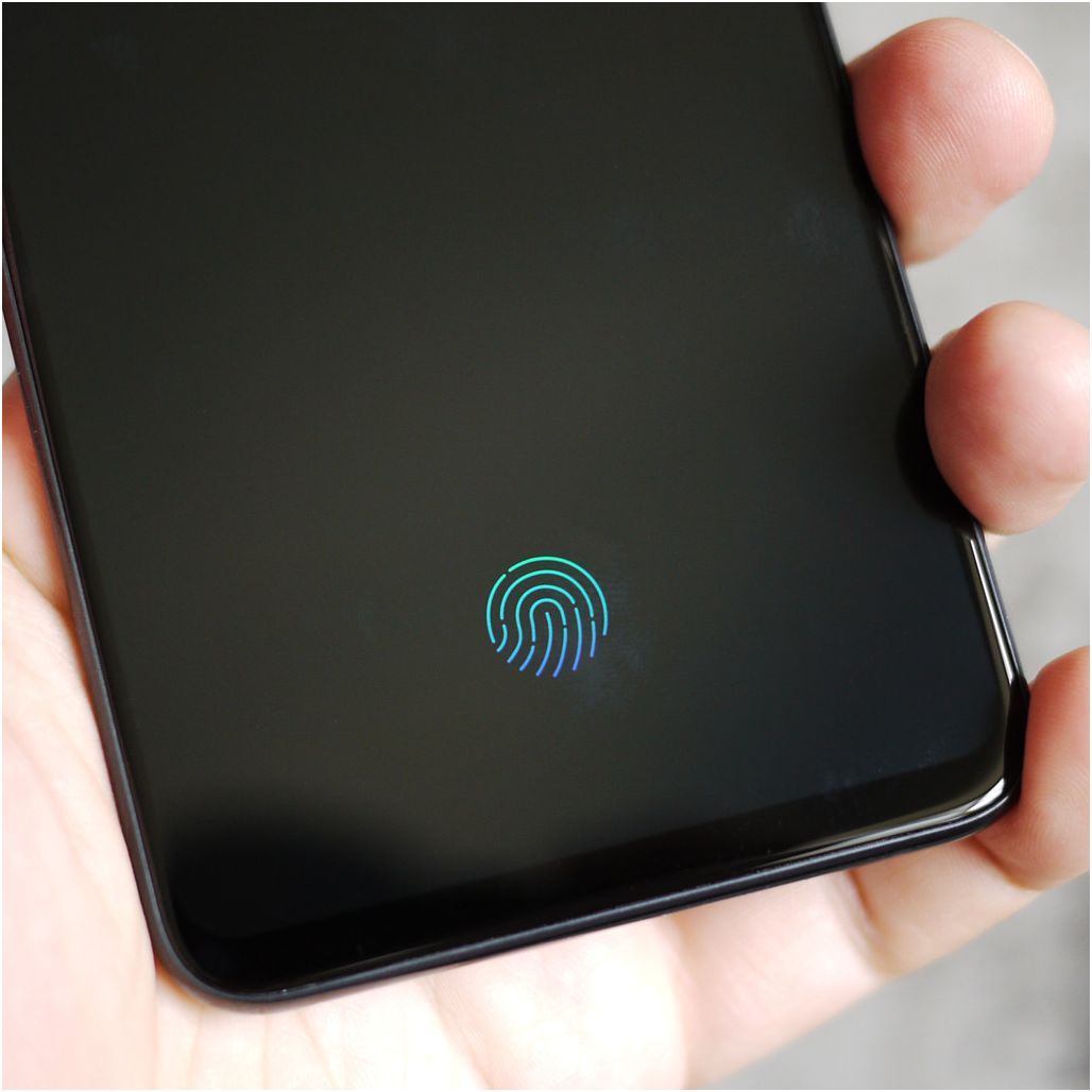 Обзор смартфона Vivo Nex: ни рамок, ни "чёлки"