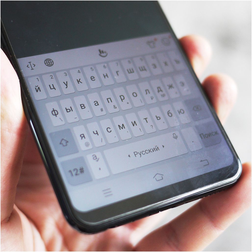 Обзор смартфона Vivo V9: смышленый модник