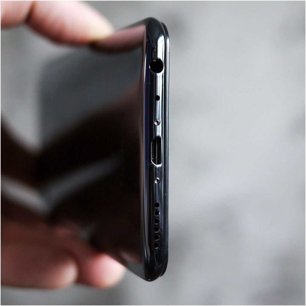 Обзор смартфона Vivo V9: смышленый модник