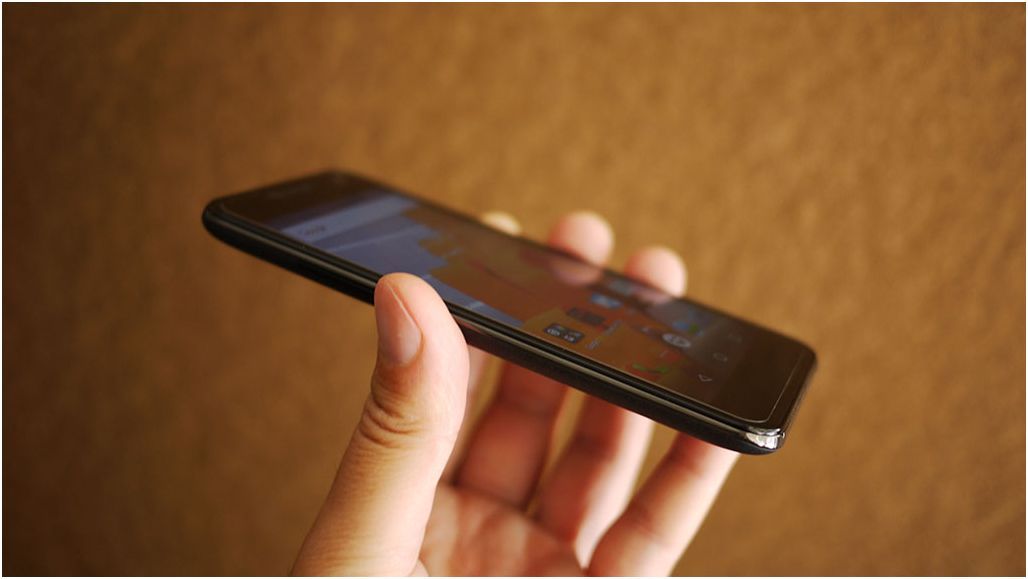 Обзор смартфона Wileyfox Spark: овсянка со специями