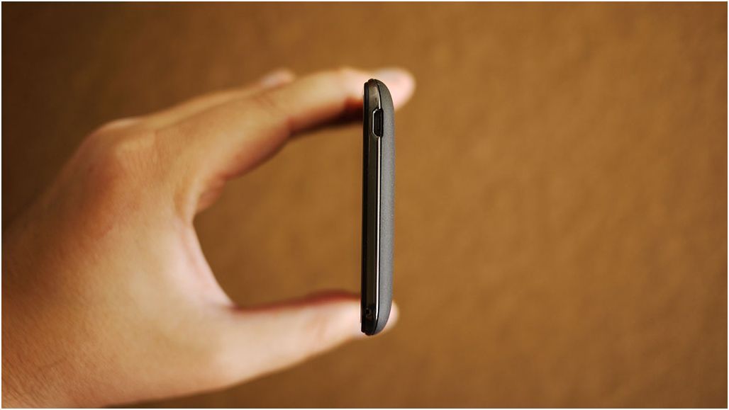 Обзор смартфона Wileyfox Spark: овсянка со специями