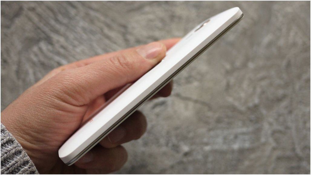 Обзор смартфона Wileyfox Swift: уловки "хитрого лиса"