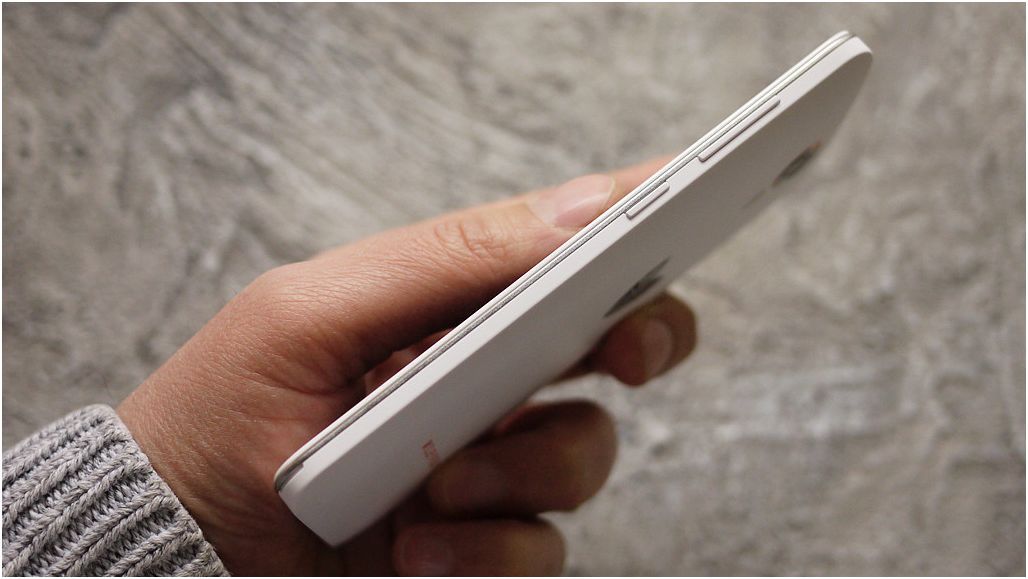 Обзор смартфона Wileyfox Swift: уловки "хитрого лиса"