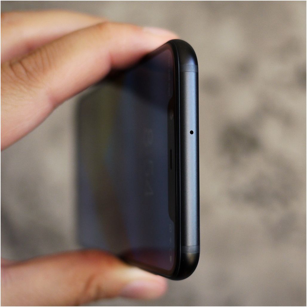 Обзор смартфона Xiaomi Mi 8: победитель конкурса двойников