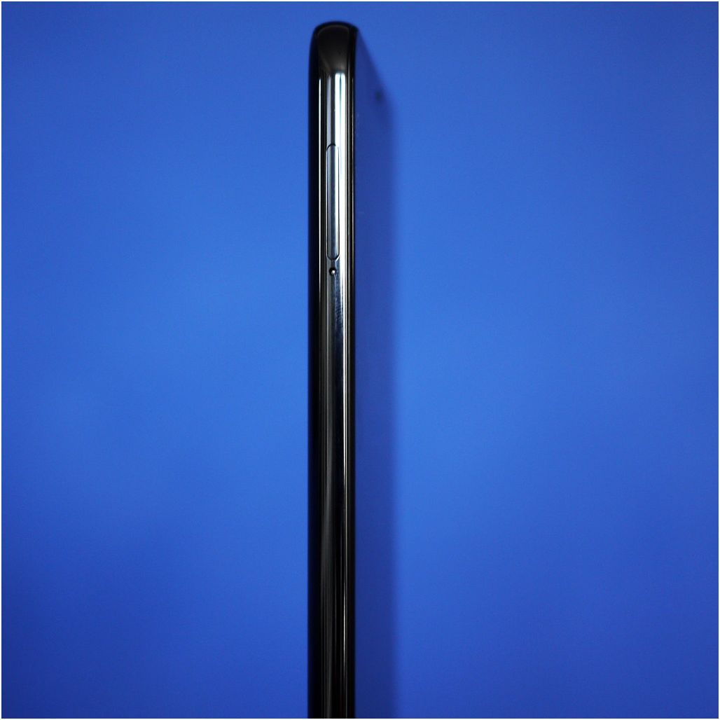 Обзор смартфона Xiaomi Mi 8 Pro: "прозрачный" флагман