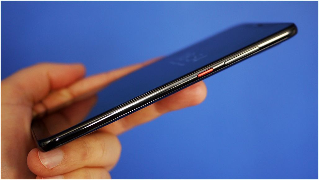 Обзор смартфона Xiaomi Mi 8 Pro: "прозрачный" флагман