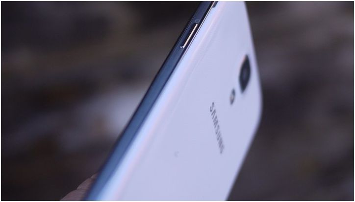 Пластиковый король. Один день с Samsung Galaxy S4 (пластиковый, король, один, день) Пластиковый король. Один день с Samsung Galaxy S4