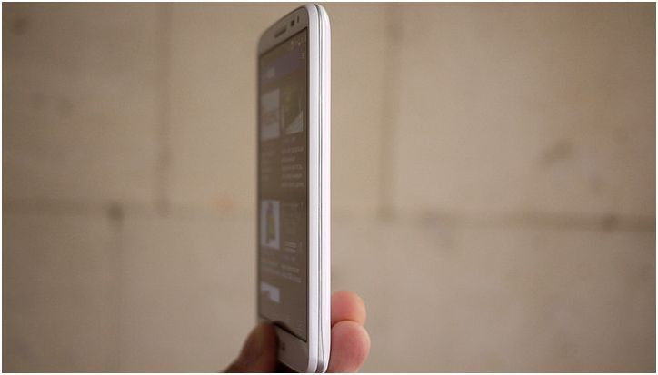 Плата за кнопку. Обзор смартфона LG G2 mini