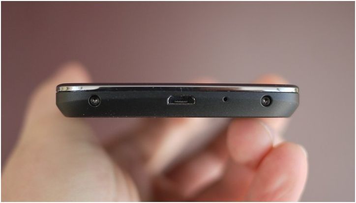 Черный прямоугольник. Обзор смартфона Nexus 4 от Google и LG