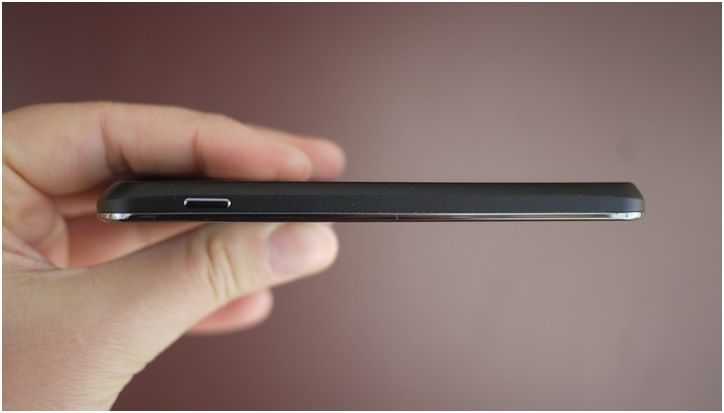 Черный прямоугольник. Обзор смартфона Nexus 4 от Google и LG