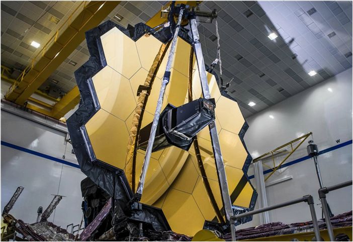 Телескоп Джеймса Уэбба: после солнечного защитного экрана пришло время зеркал